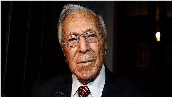 Luis Bedoya Reyes a días de cumplir 100 años: "Si no hiciera política, ya habría estirado la patita"