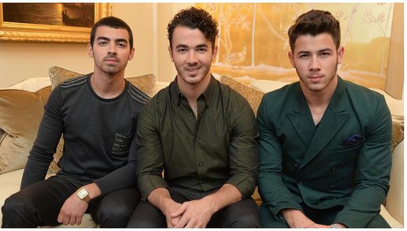 Foto de Jonas Brothers juntos desata rumores de reencuentro en escenarios 