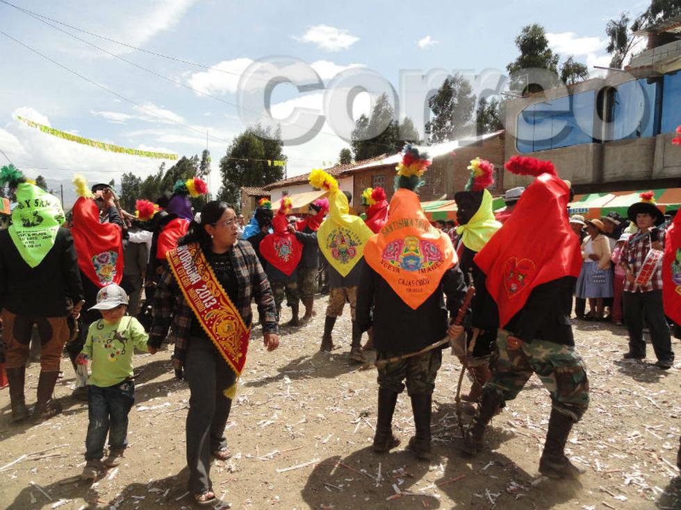 "Chalaysantos" expresan la fe a su patrón San Jerónimo (FOTOS)