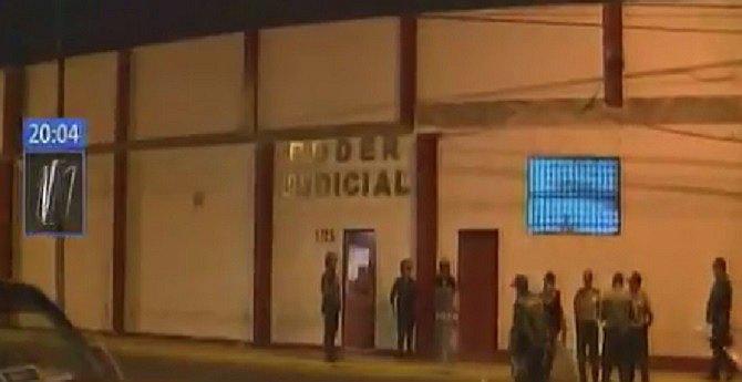 San Miguel: Se registra motín en 'Maranguita' con dos profesores retenidos por jóvenes (VIDEO)