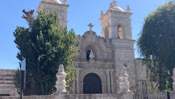 Iglesia San Miguel Arcangel de Cayma, fue fundada por el sacerdote Juan Domingo Zamácola y Jauregui (Foto: GEC)