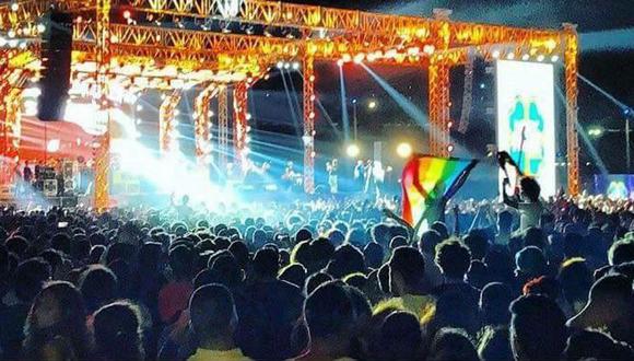 Egipto: Arrestan a siete personas por ondear bandera LGBT en concierto