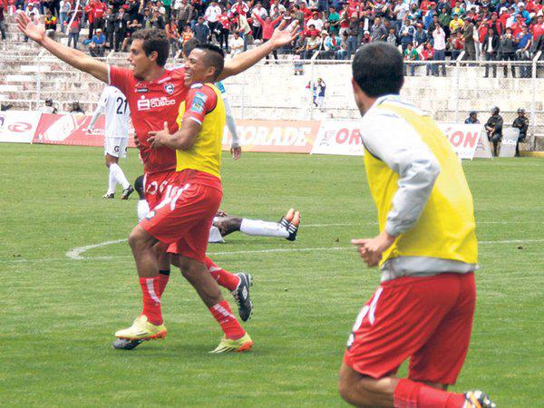 Torneo Clausura: Cienciano obligado a ganar a los "Poetas"