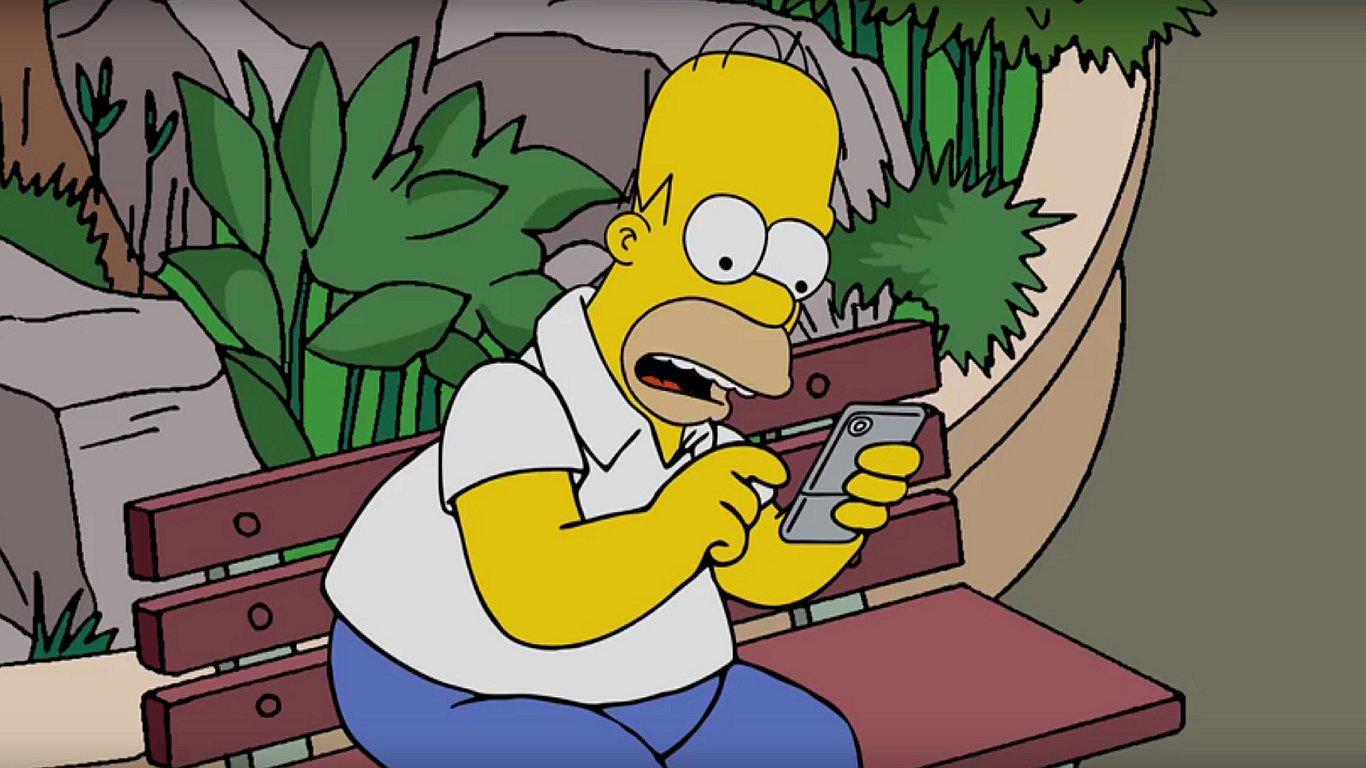 Homero Simpson se unió a la fiebre de Pokémon Go (VIDEO)