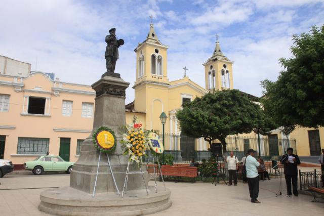 Artistas plásticos reciben homenaje 