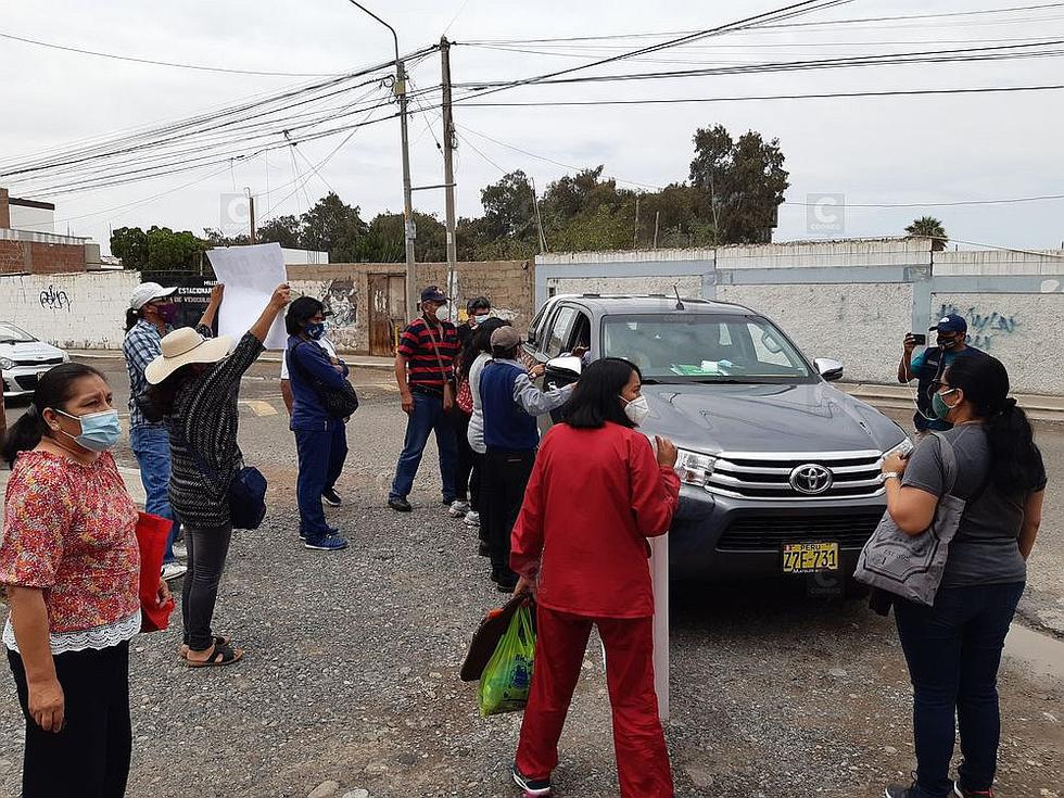 Con protesta se inicia obra en la I.E. Champagnat