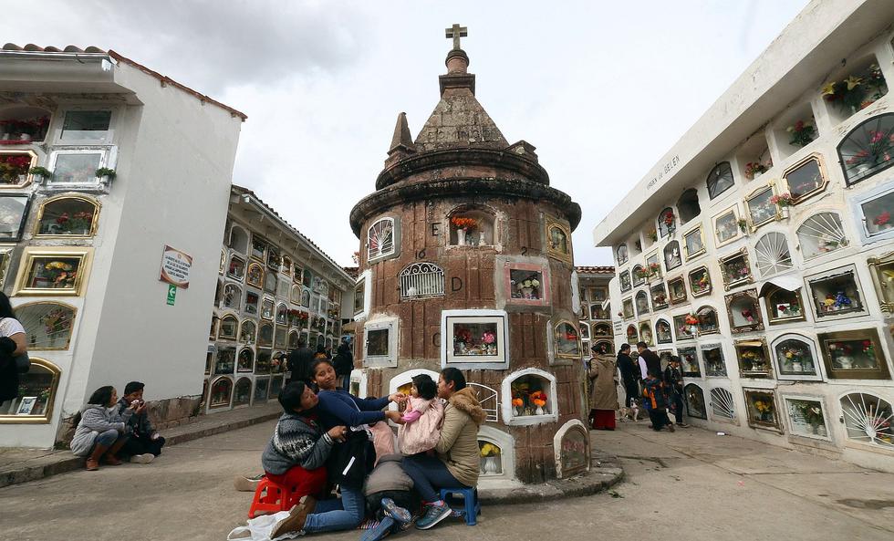 Así se celebra el 'Día de Los Muertos' en Cusco (FOTOS)