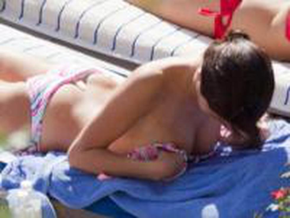 FOTOS: Selena Gomez luce sus curvas en bikini