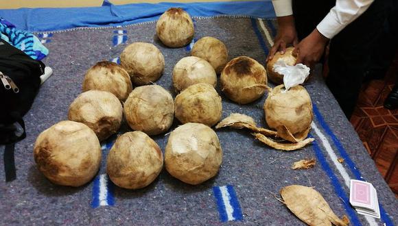Llevaban más de 16 kilos de clorhidrato de cocaína ocultos en cocos