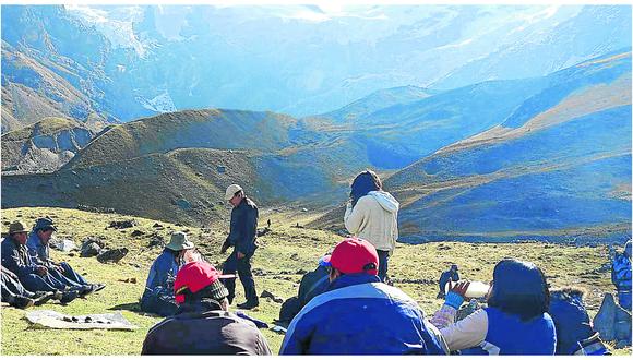 ​Cinco visitantes se pierden en nevado Huaytapallana   