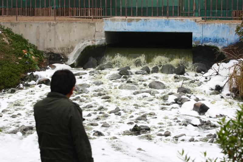 Sedapal contamina el río Lurín