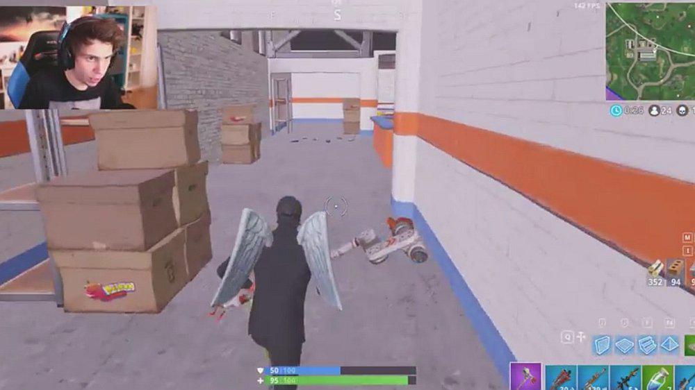 Más de 100 youtubers participan de épica batalla de Fortnite (VIDEO)