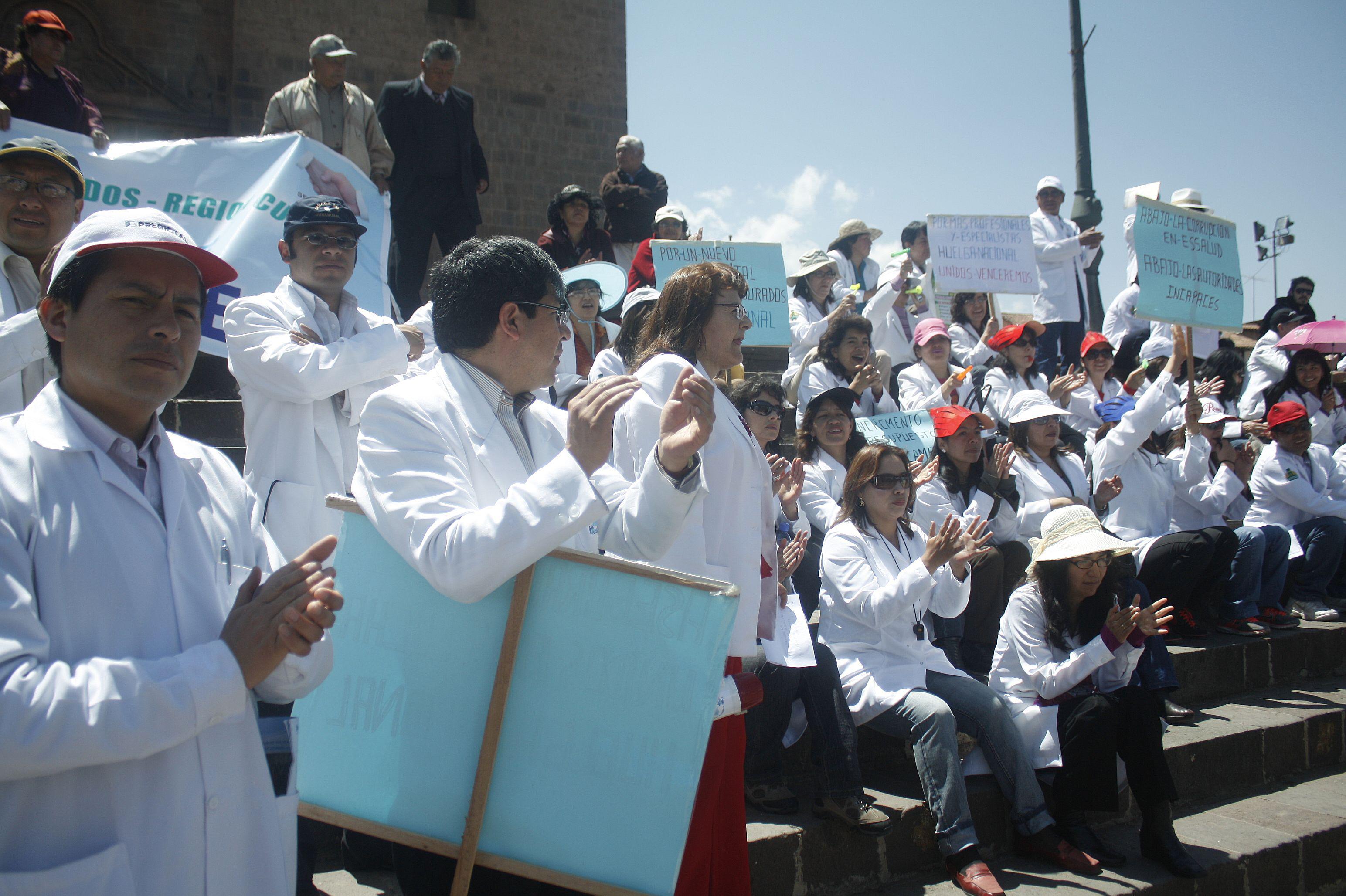 Cusco: No habrá atención en EsSalud, médicos mañana paralizan 