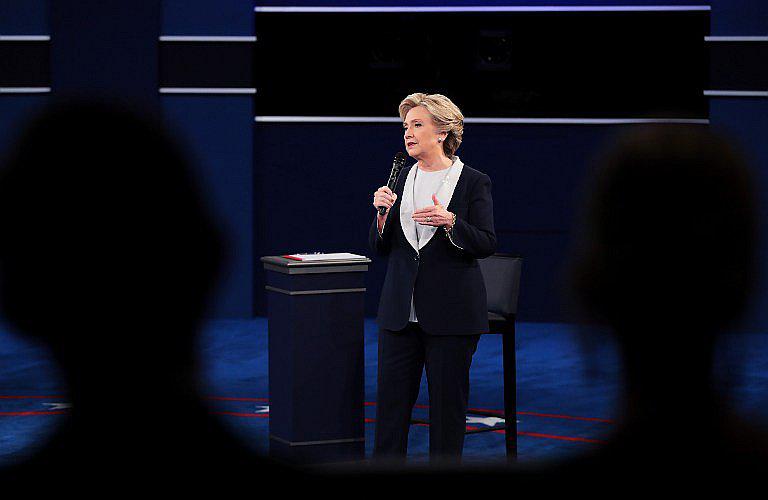 Debate en EE.UU.: Clinton asegura que el Trump del vídeo es exactamente "quien Donald Trump es"