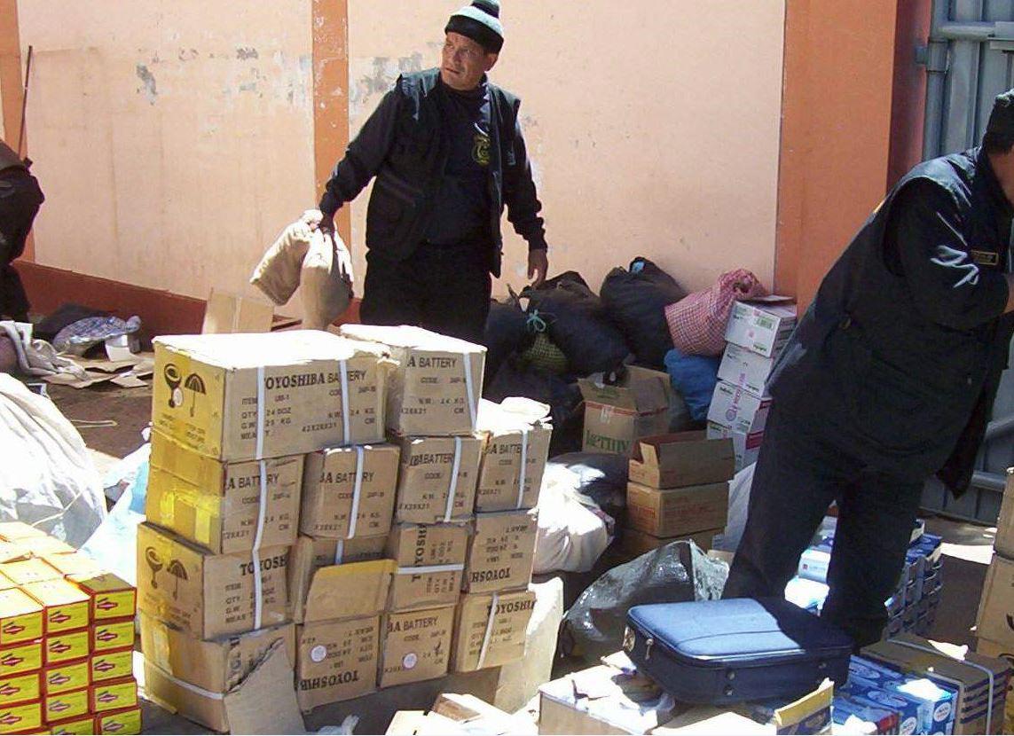 Puno: $ 100 mil  decomisó la Aduana en mercancía de contrabando
