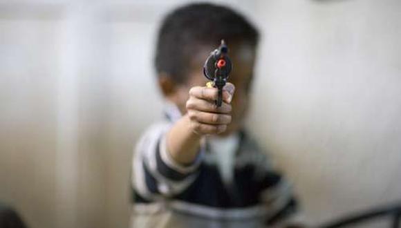 Niño de nueve años mata de un tiro a su prima de ocho