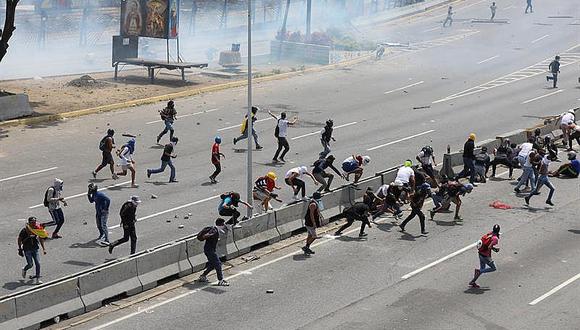 EN VIVO│Venezuela: 23 heridos por enfrentamientos con militares en marcha convocada por Juan Guaidó
