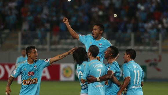 Sporting Cristal venció 2-1 a Sport Huancayo y es el líder provisional