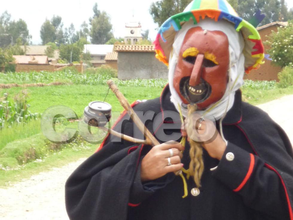 Los Aukish: La danza navideña de las mujeres del Ande  (FOTOS)