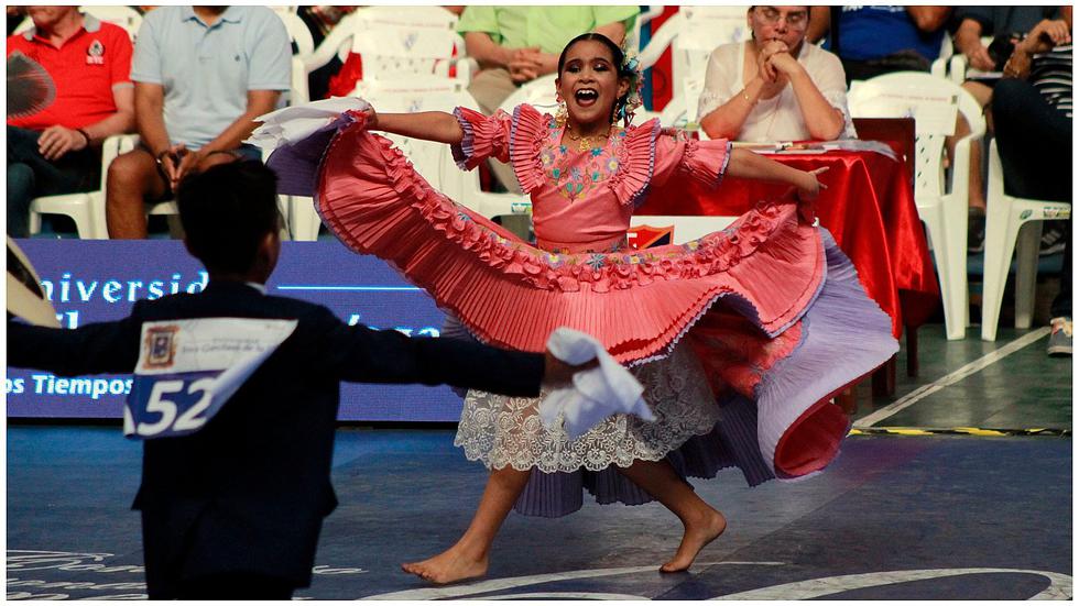 Danzantes de marinera siguen sacando chispas (VIDEO)