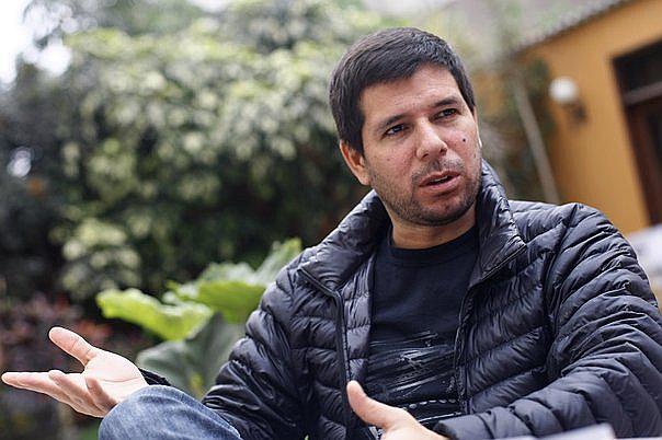 ​Renato Cisneros invita al público a la presentación de su nuevo libro [VÍDEO]