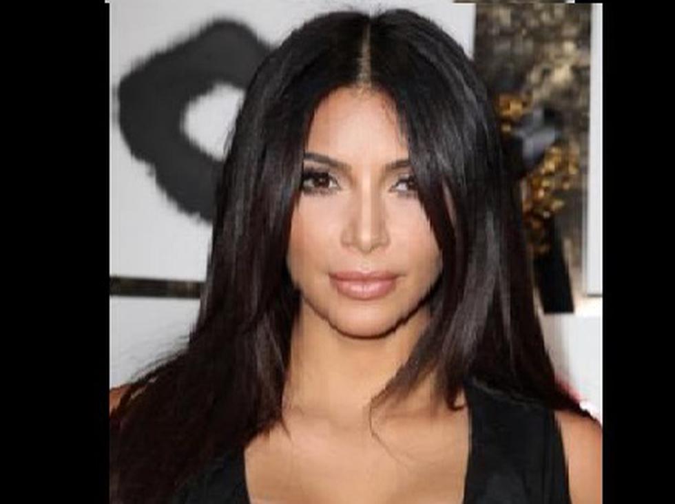 Kim Kardashian sorprende con escote de infarto (FOTOS)