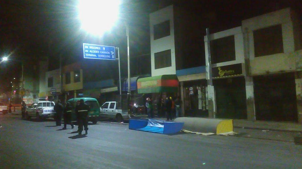 Retiran tolderas que ocupaban el espacio público en el Avelino