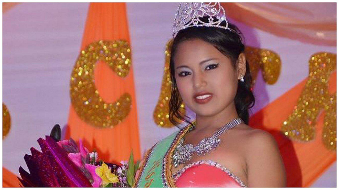 ​Entre hermosas jóvenes eligen a Miss Citrus 2016