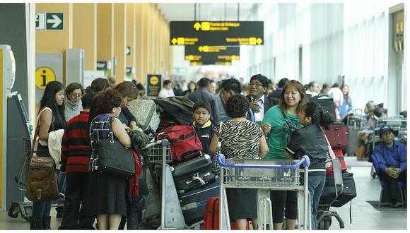 Gasto de peruanos por viajes de fin de año subió en 37%