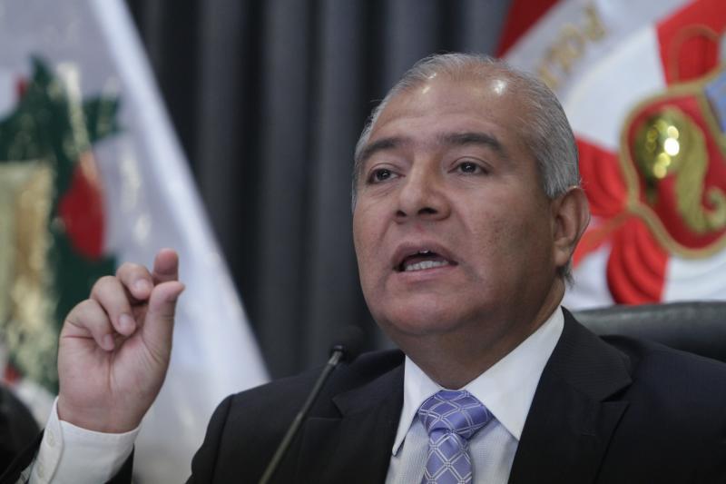 Pedraza niega seguimiento pero no sabe explicar hechos