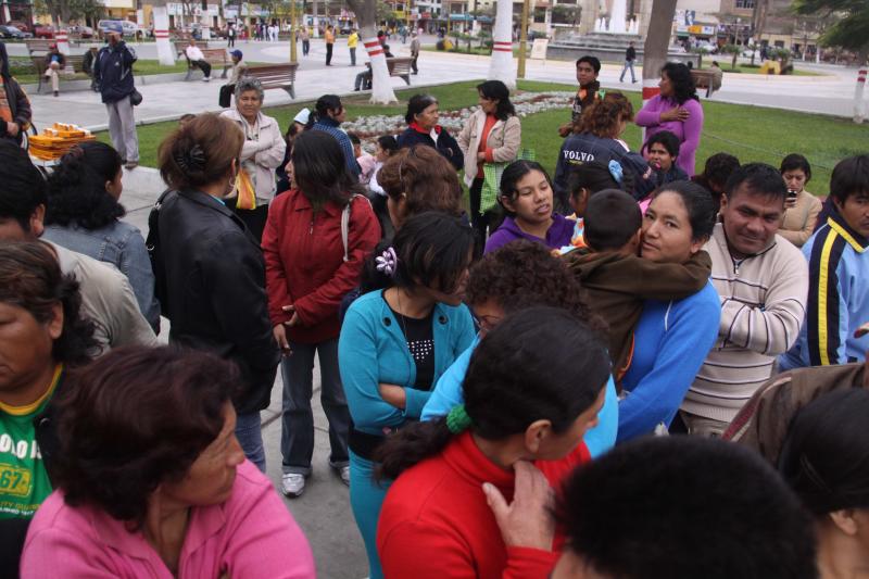 Moradores de "Sánchez Milla" exigen lotización de terrenos