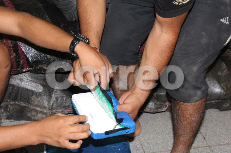 Incautan media tonelada de cocaína en bote (FOTOS)