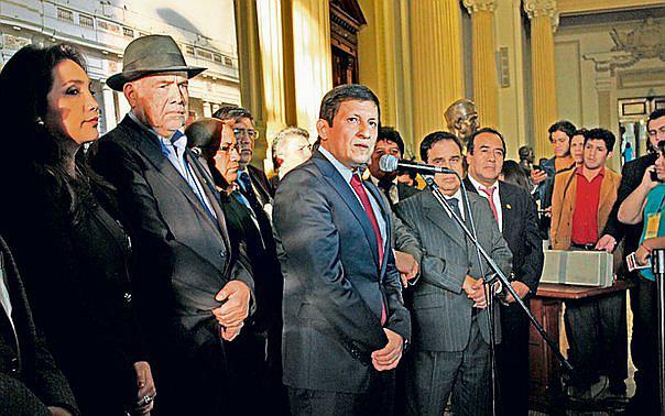 ​Bancada Nacionalista defiende designación de nuevo contralor