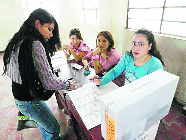 Hay sospecha de "votos golondrinos" en San Isidro