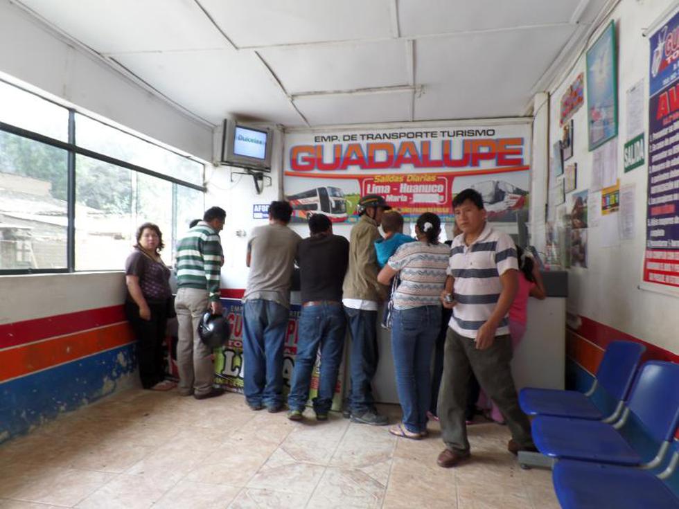 21 familias destruidas en despiste y volcadura de bus