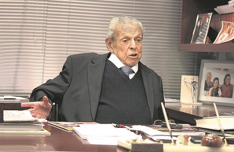 Falleció Felipe Osterling: Recuerda la última entrevista que dio a Correo