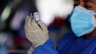 Ministerio de Salud apunta a que vacuna de Astrazeneca se destine a población nativa de la selva