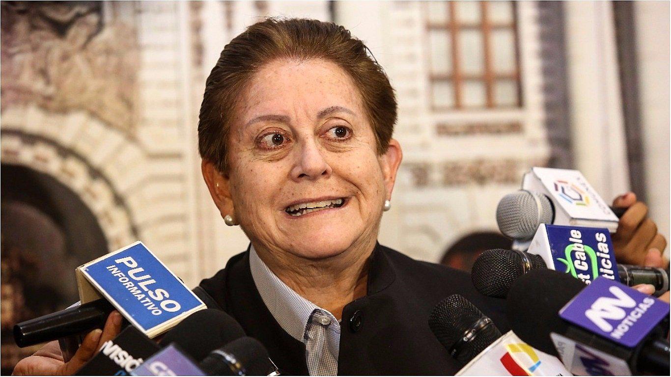 Lourdes Alcorta: Es una violación a derechos humanos allanar locales fujimoristas (VIDEO)