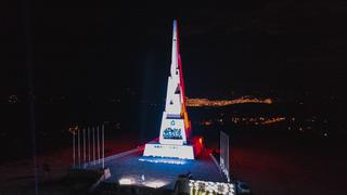 Con motivo del Bicentenario iluminan el Obelisco del Santuario Histórico de la Pampa de Ayacucho