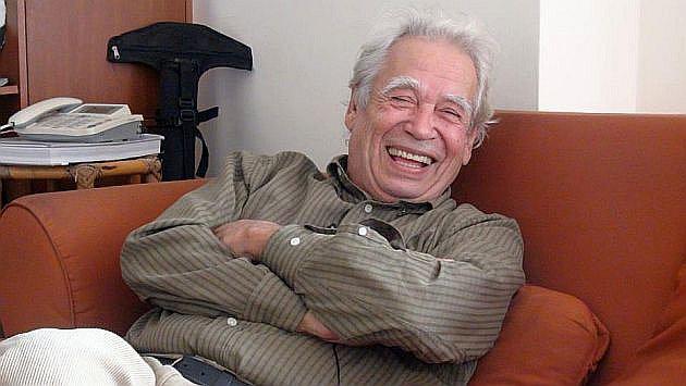 Rodolfo Hinostroza es recordado en revista cultural peruana 