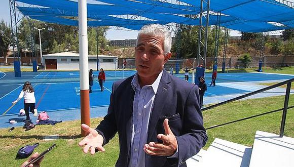 Sergio Bolliger viajará a Lima para pedir reinicio de licitación para estadio Umacollo