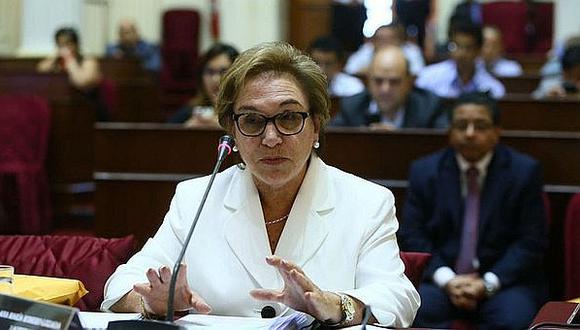 Ministra de Mujer saluda decisión de empresas de no "avalar la homofobia"