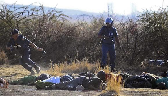 Sudáfrica: Tiroteo en huelga minera deja cuatro heridos