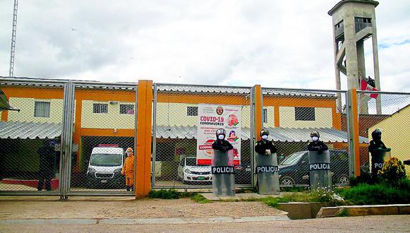 Huancayo: 40 internos y 10 agentes del INPE con diagnóstico positivo al COVID-19