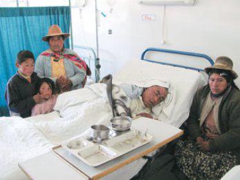 Madre e hijos suplican ayuda por la vida de Eloy