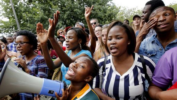 ​Sudáfrica: Ofrecen becas para jóvenes que sean vírgenes