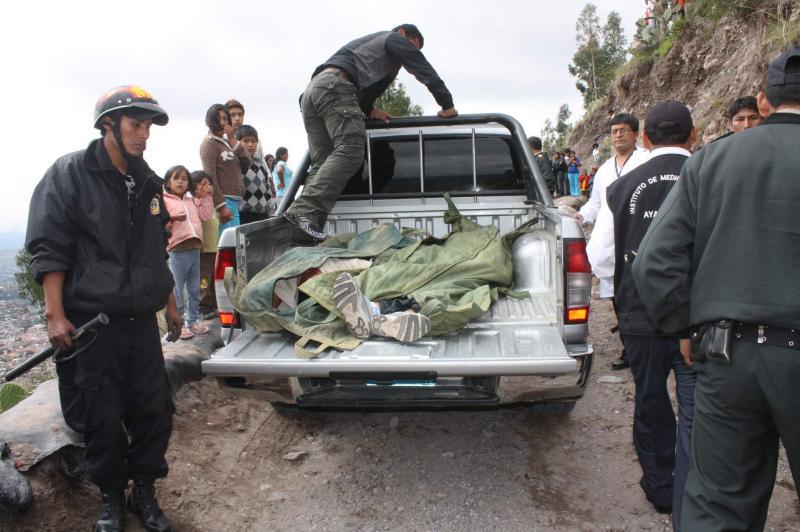 Oficiales del EP habrían muerto en accidente de carreteras