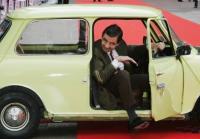 'Mr Bean' resulta herido tras chocar su McLaren en Inglaterra