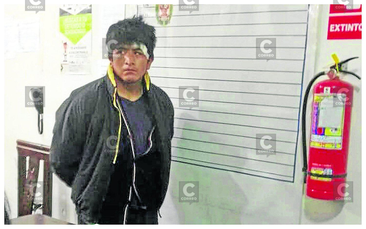 Escolar con gritos salva a niña de 11 años que era raptada por joven ebrio