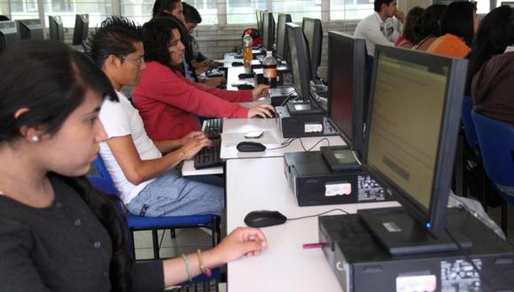 INEI: Adolescentes de 12 a 17 años son los que más usan Internet